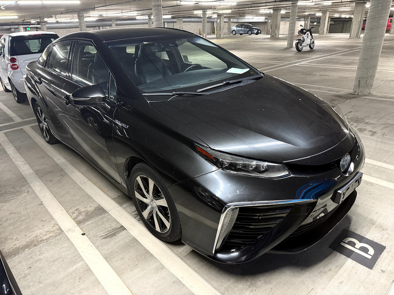 Toyota Mirai Sedan 2019 Toyota Mirai Sedan 2019