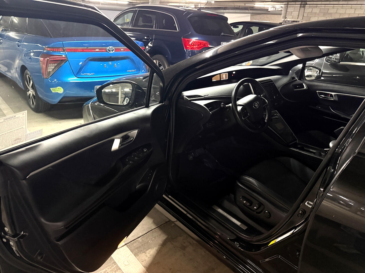 Toyota Mirai Sedan 2019 Toyota Mirai Sedan 2019