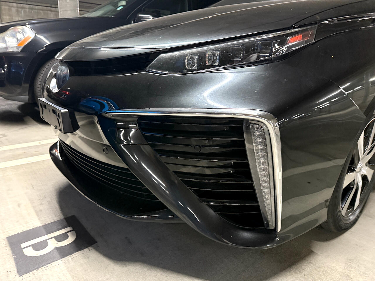 Toyota Mirai Sedan 2019 Toyota Mirai Sedan 2019