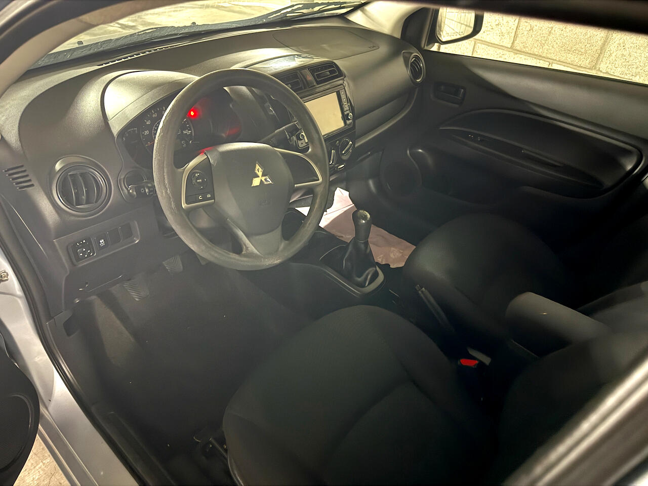 Mitsubishi Mirage G4 ES 5M 2018 Mitsubishi Mirage G4 ES 5M 2018