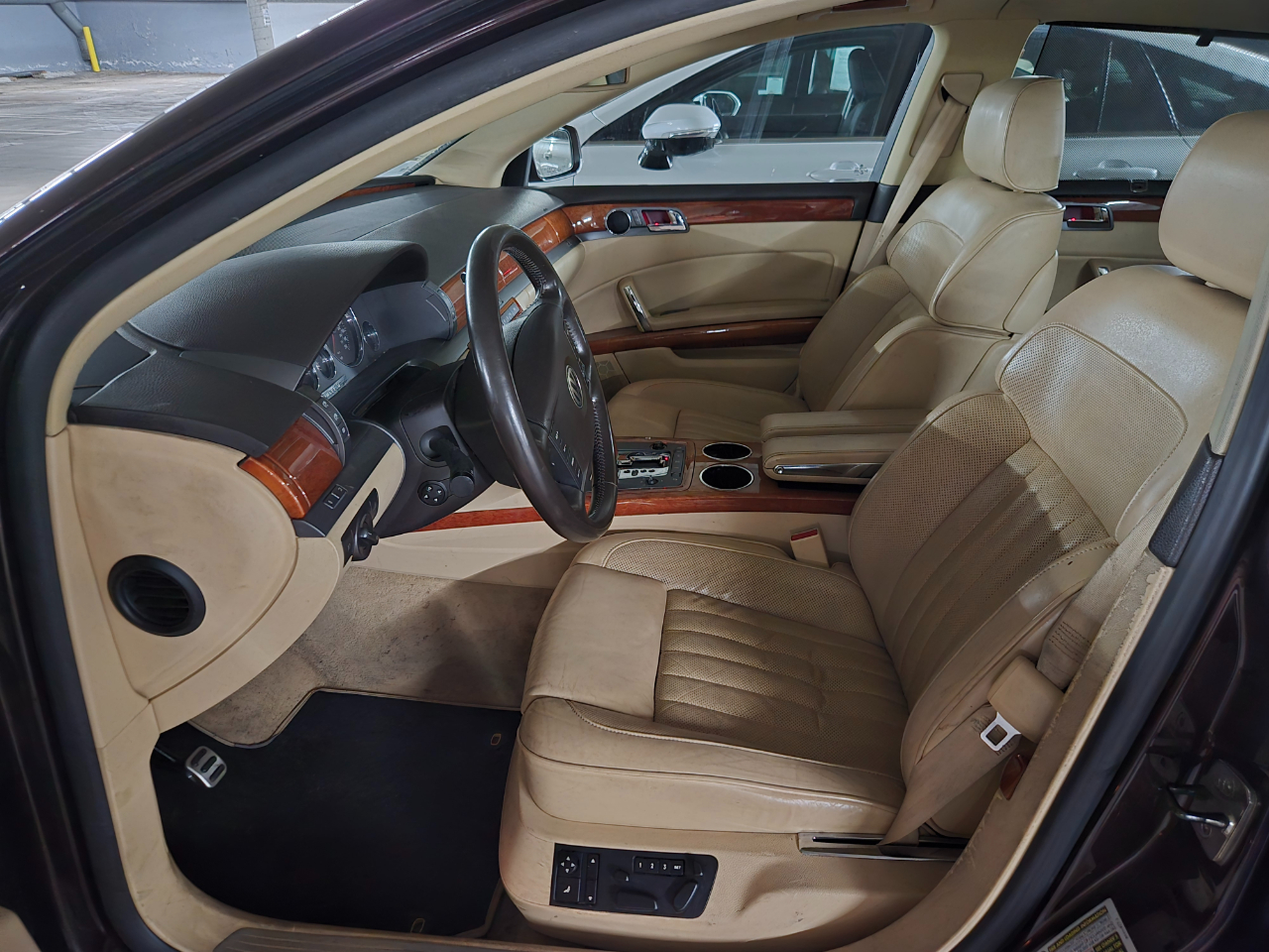 Volkswagen Phaeton V8 4 Seater 2006 Volkswagen Phaeton V8 4 Seater 2006