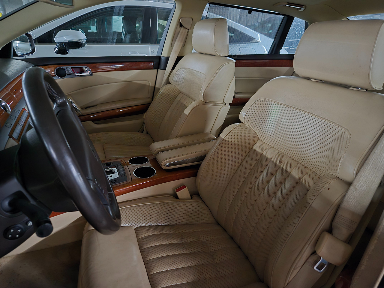 Volkswagen Phaeton V8 4 Seater 2006 Volkswagen Phaeton V8 4 Seater 2006