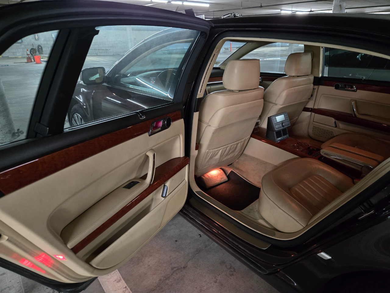 Volkswagen Phaeton V8 4 Seater 2006 Volkswagen Phaeton V8 4 Seater 2006