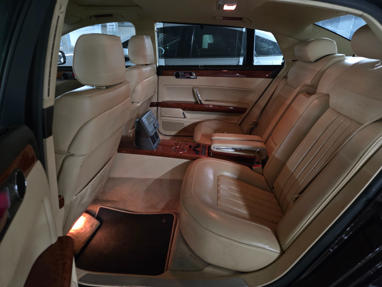 Volkswagen Phaeton V8 4 Seater 2006 Volkswagen Phaeton V8 4 Seater 2006