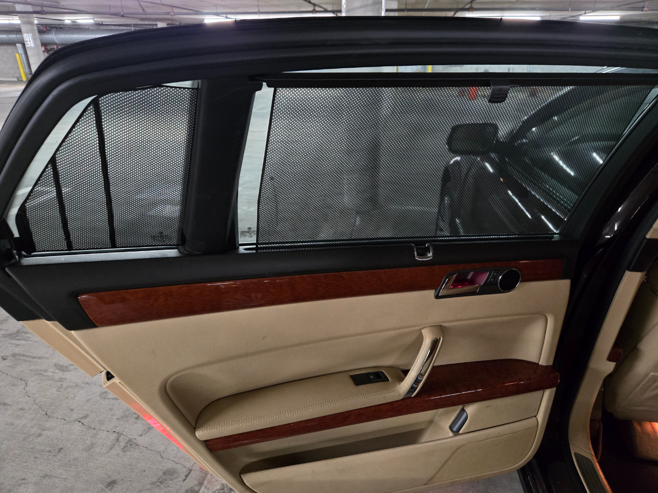 Volkswagen Phaeton V8 4 Seater 2006 Volkswagen Phaeton V8 4 Seater 2006