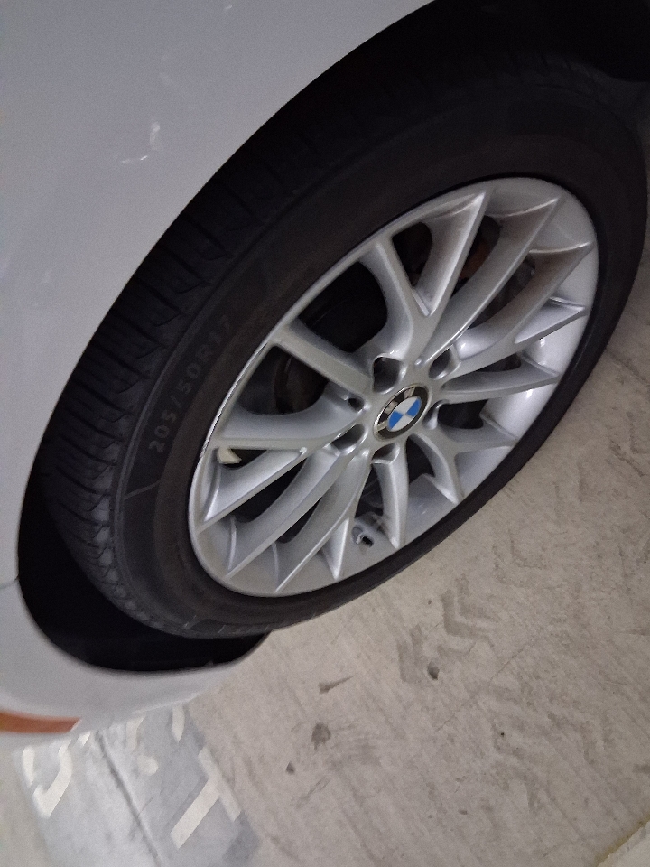 BMW 2-Series 228i SULEV Coupe 2015