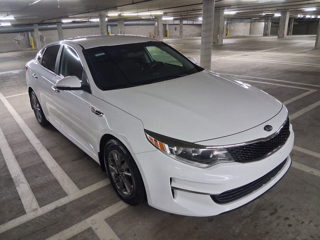 Kia Optima LX 2017