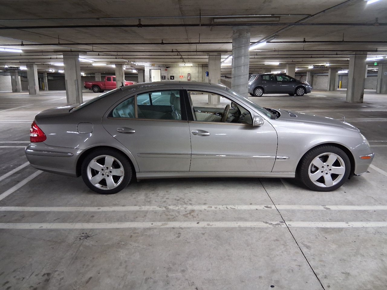 Mercedes-Benz E-Class E320 2004