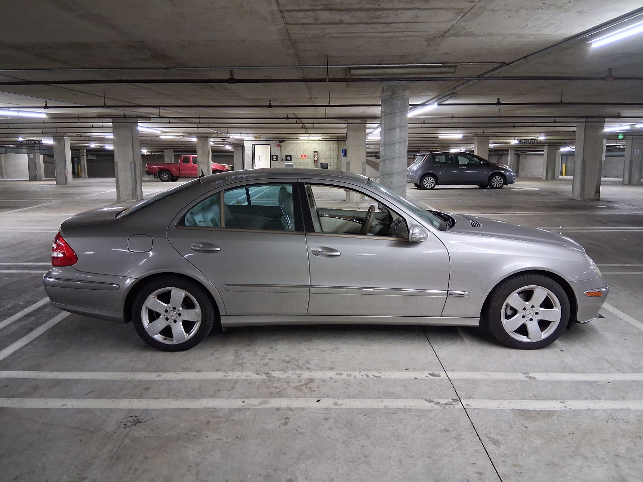 Mercedes-Benz E-Class E320 2004