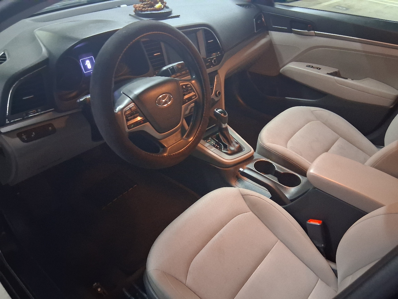 Hyundai Elantra SEL 2018