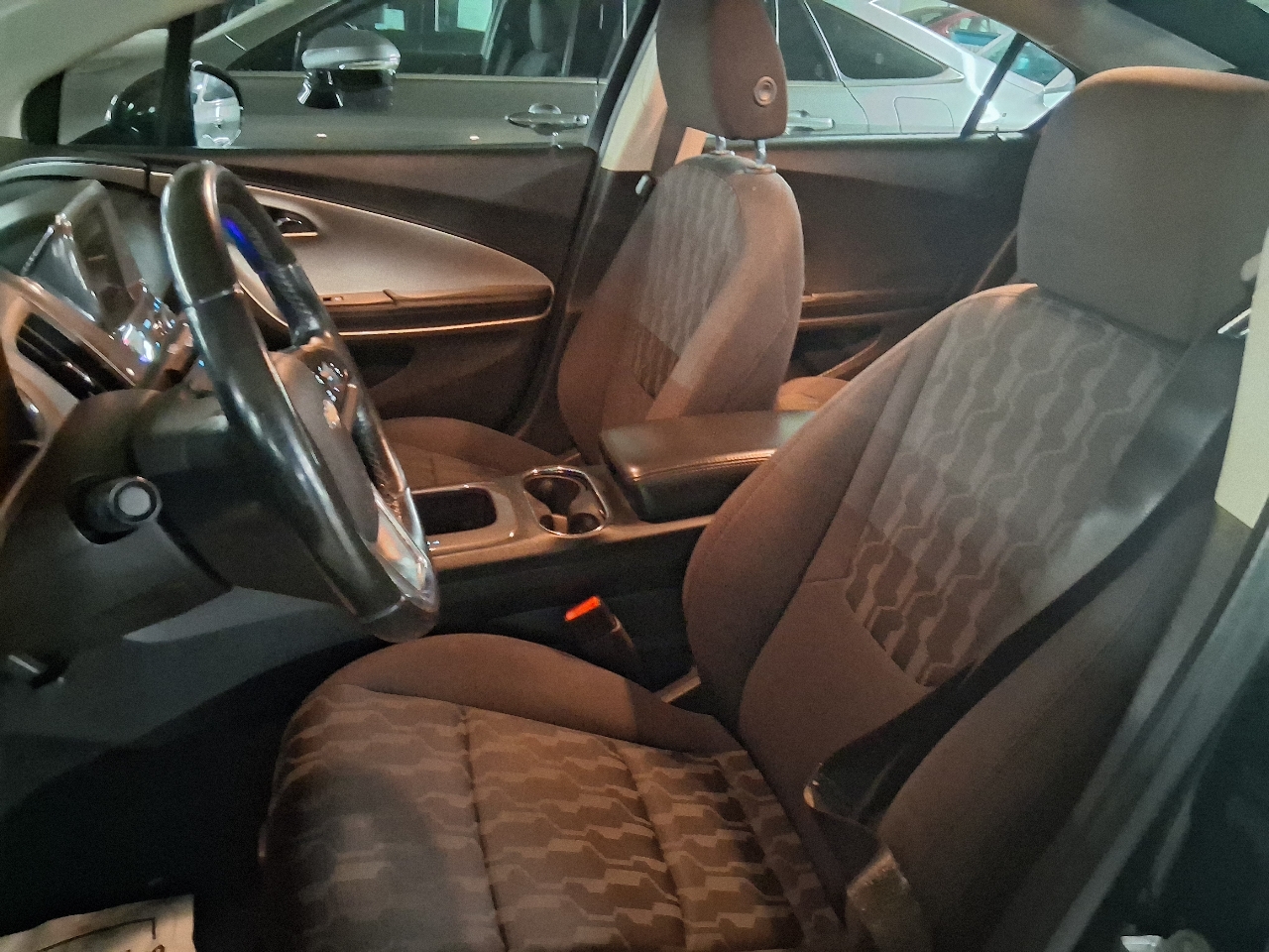 Chevrolet Volt Standard w/ Navigation 2015