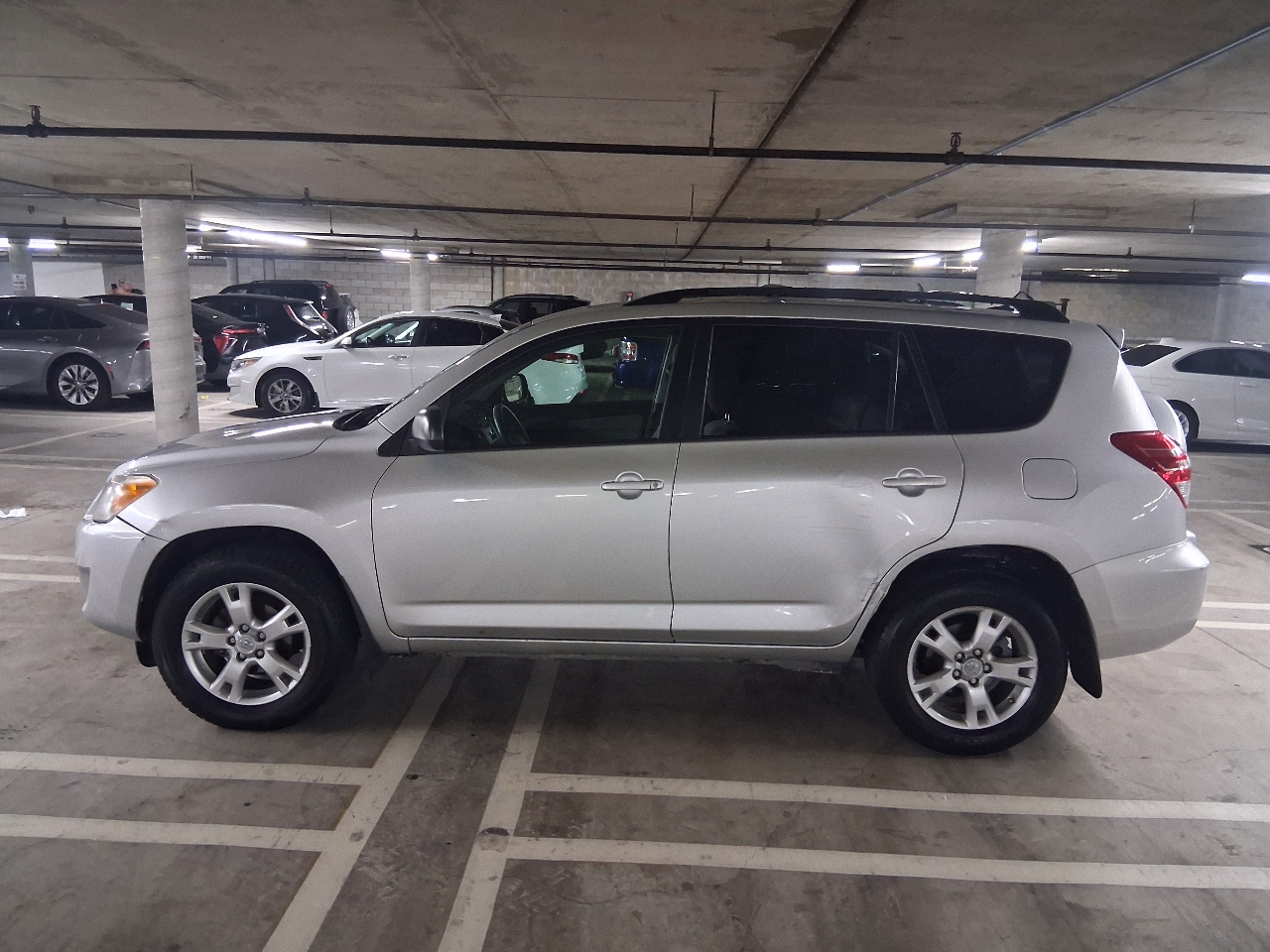 Toyota RAV4  2011