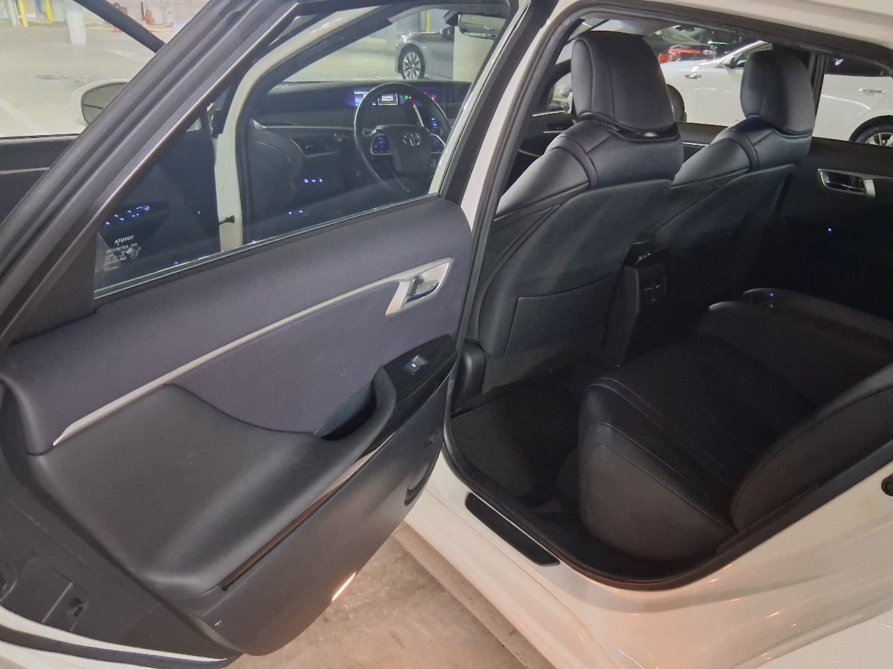 Toyota Mirai Sedan 2019