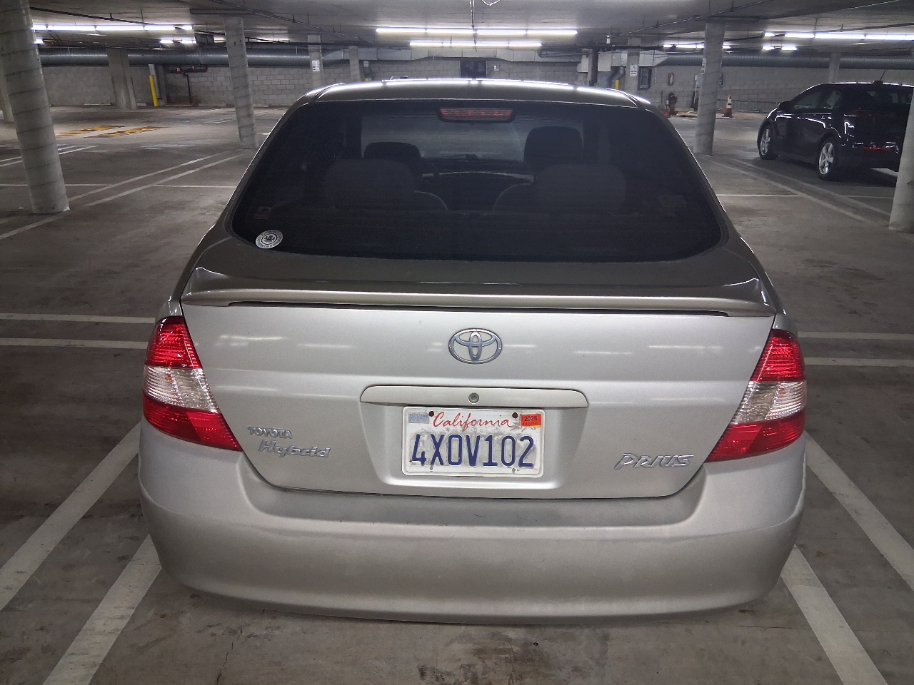 Toyota Prius 4-Door Sedan 2002