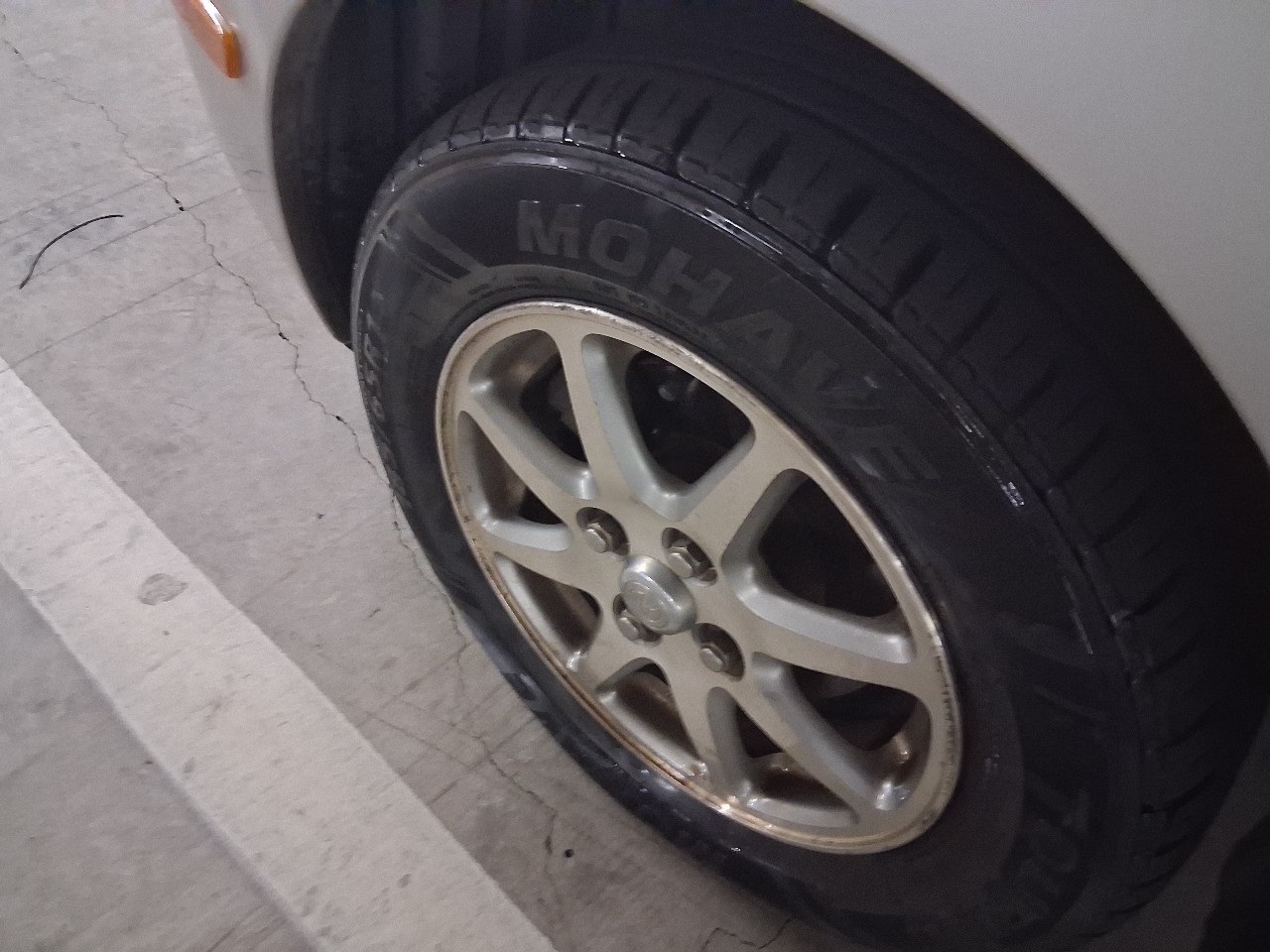 Toyota Prius 4-Door Sedan 2002