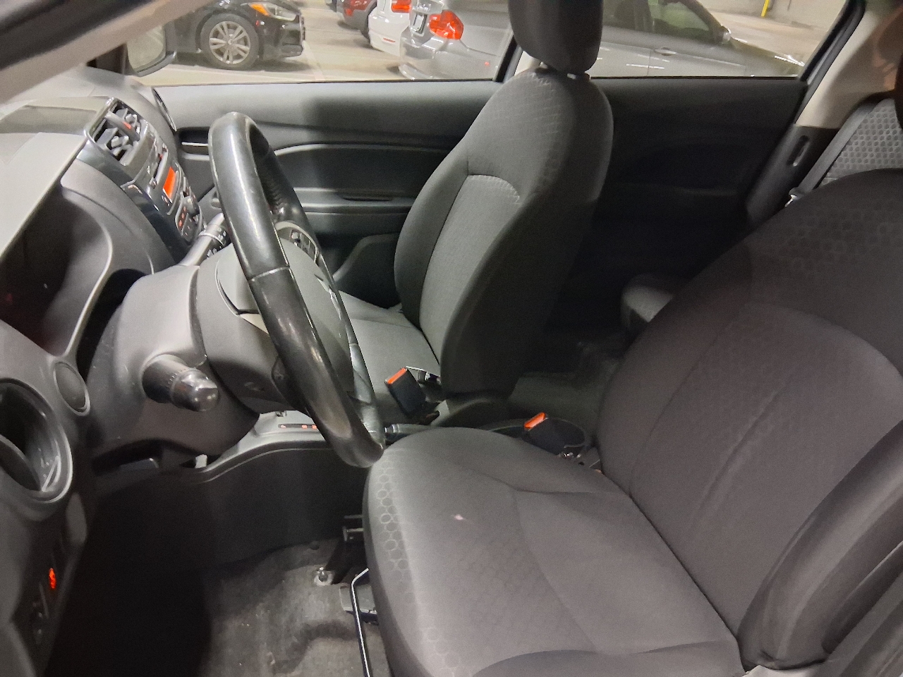 Mitsubishi Mirage DE 2015