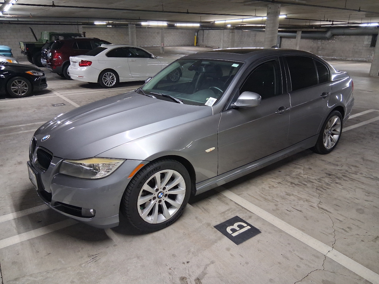 BMW 3-Series 328i SA SULEV 2011