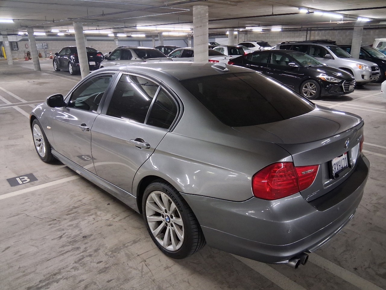 BMW 3-Series 328i SA SULEV 2011