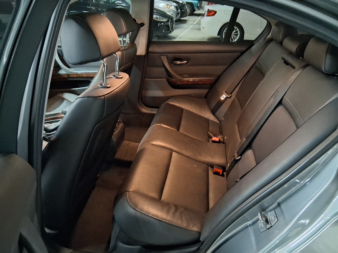 BMW 3-Series 328i SA SULEV 2011