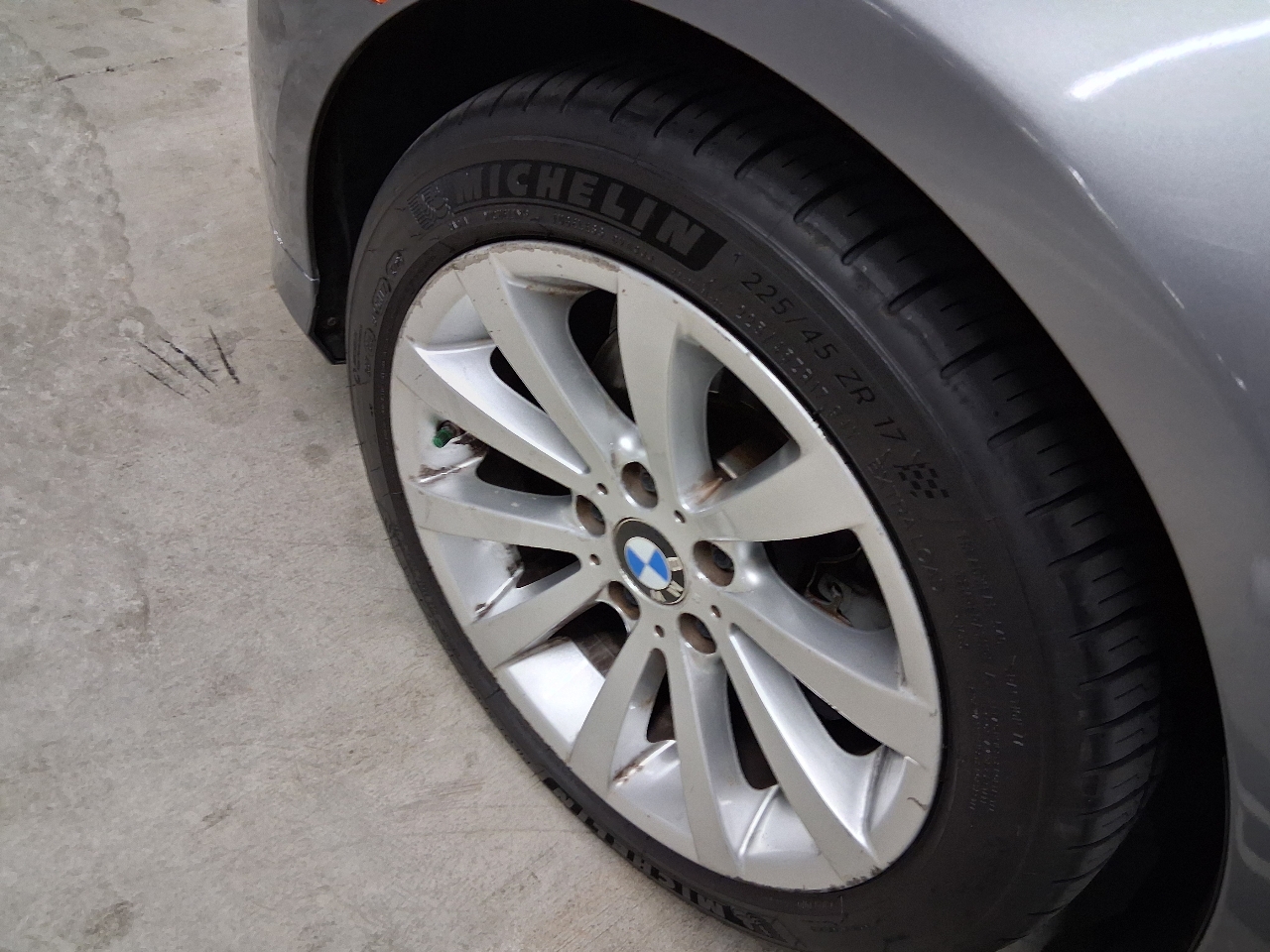 BMW 3-Series 328i SA SULEV 2011