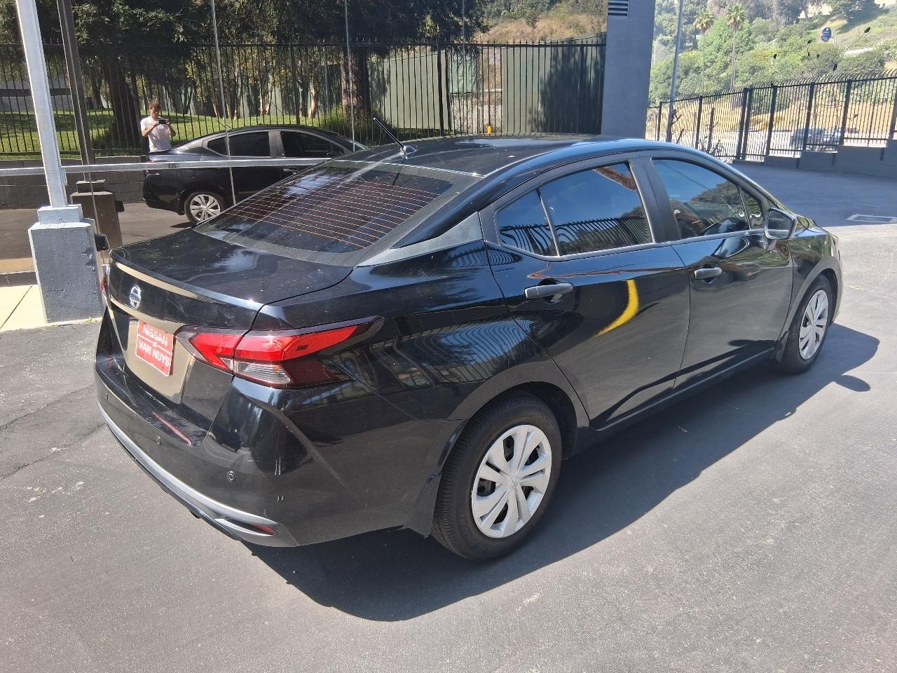 Nissan Versa S CVT 2020