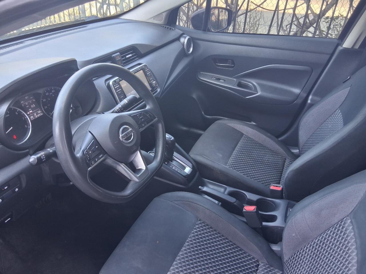 Nissan Versa S CVT 2020