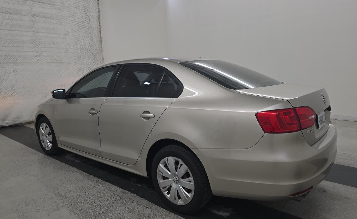 Volkswagen Jetta SE 2013