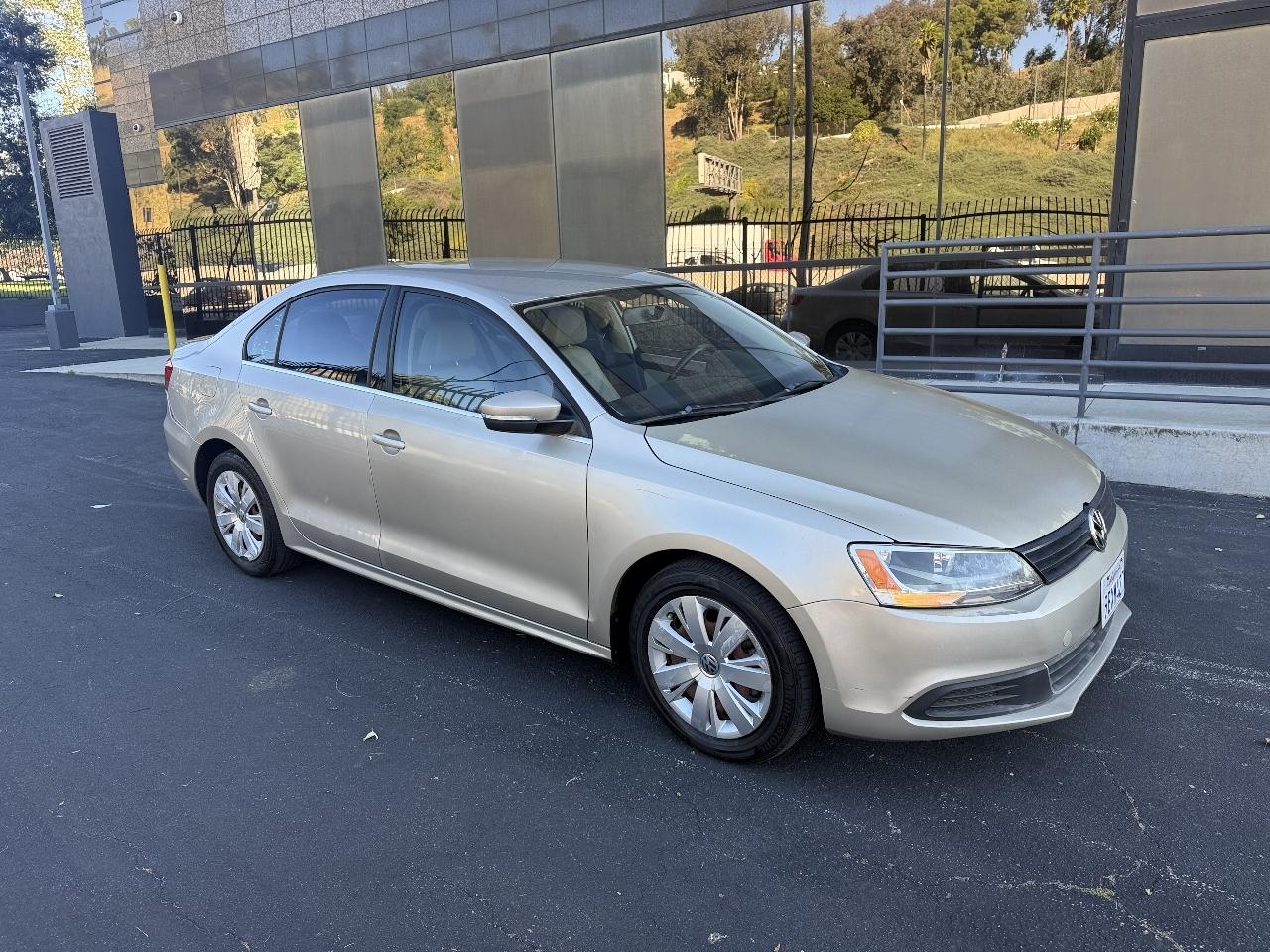 Volkswagen Jetta SE 2013
