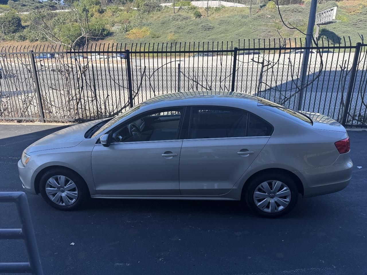 Volkswagen Jetta SE 2013