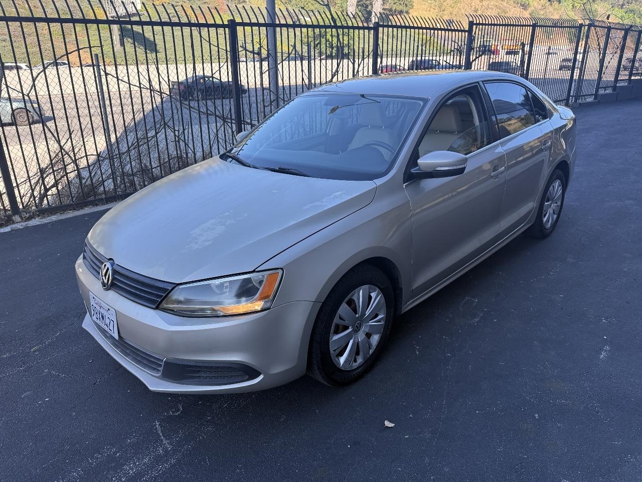 Volkswagen Jetta SE 2013