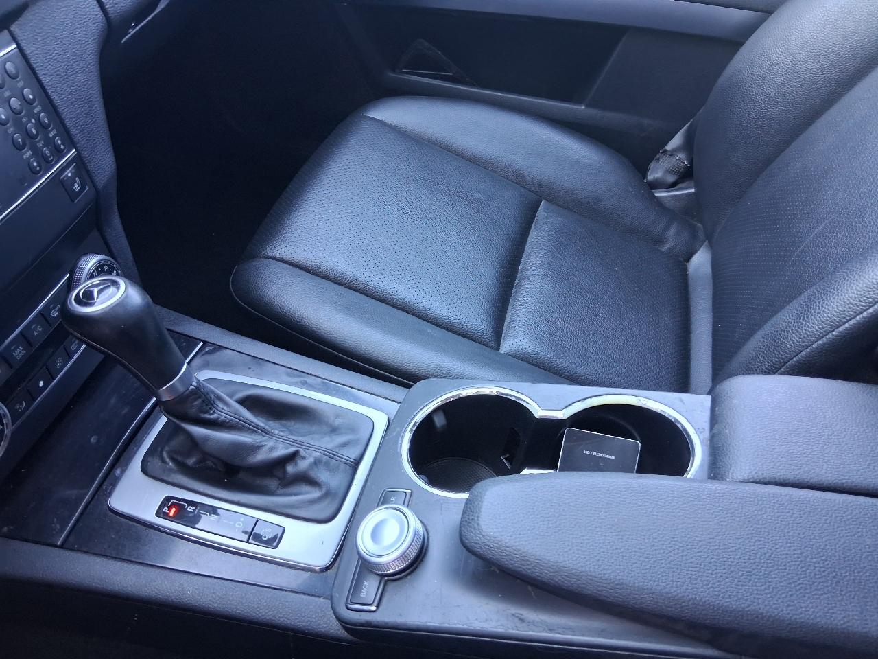 Mercedes-Benz GLK-Class GLK350 4MATIC 2010