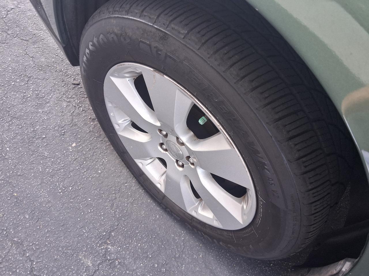 Subaru Outback 2.5i Premium 2011