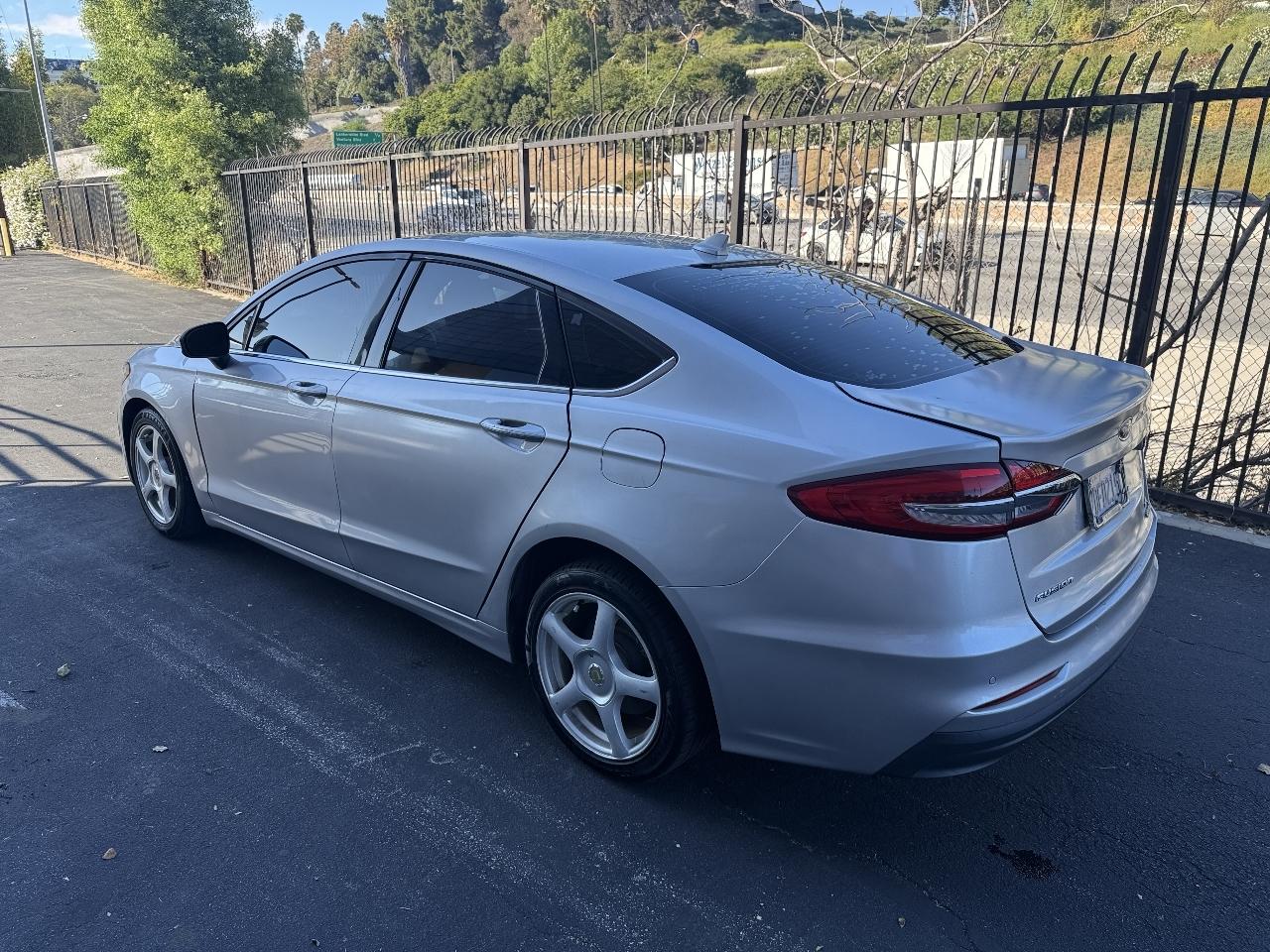 Ford Fusion Hybrid SE 2019