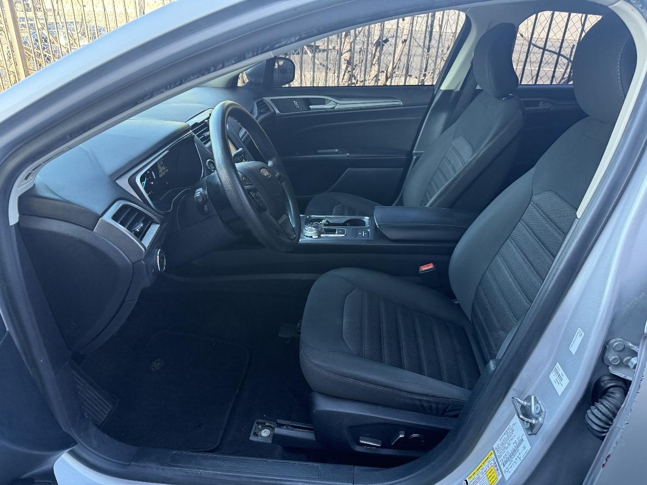 Ford Fusion Hybrid SE 2019