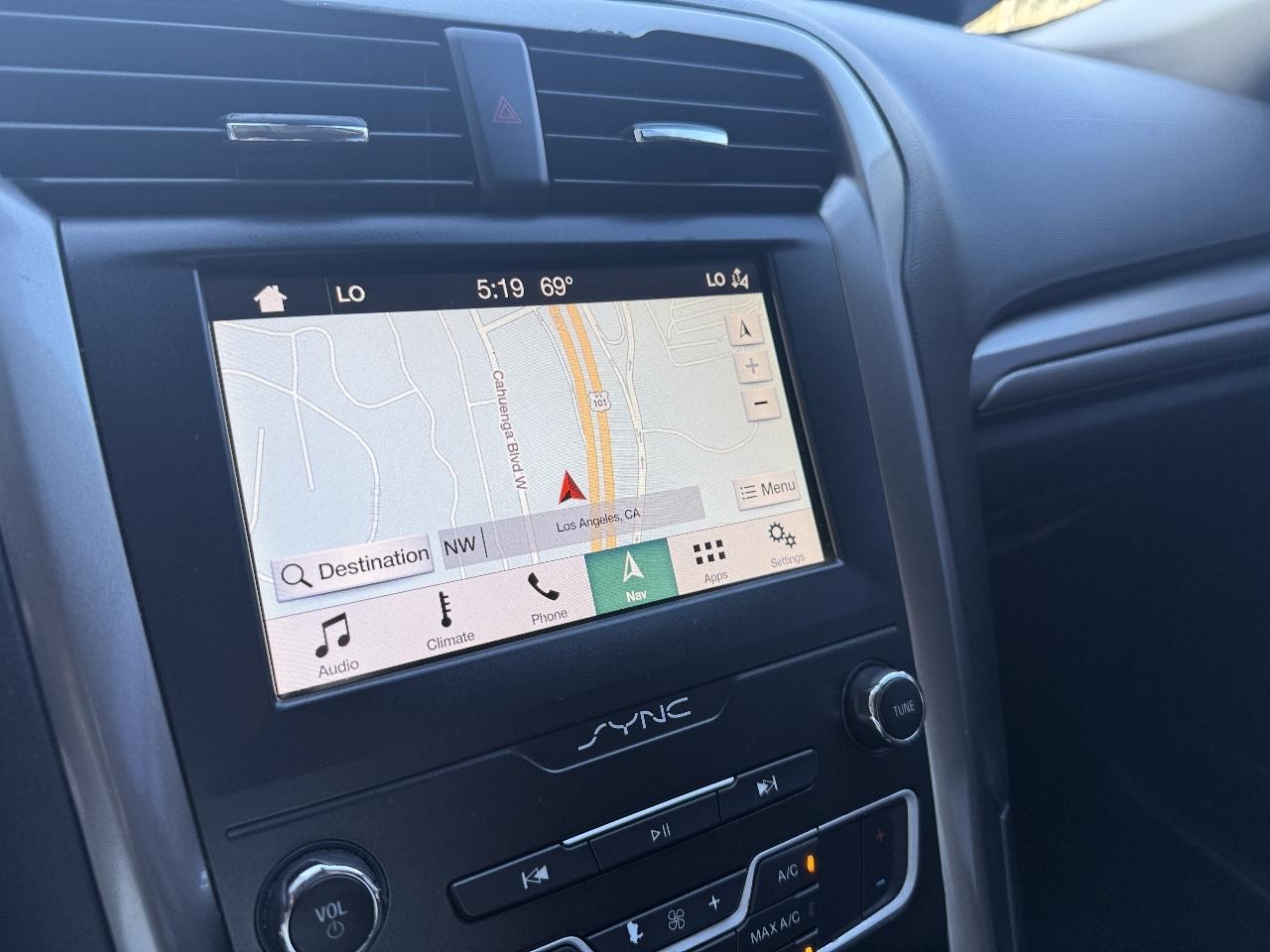 Ford Fusion Hybrid SE 2019