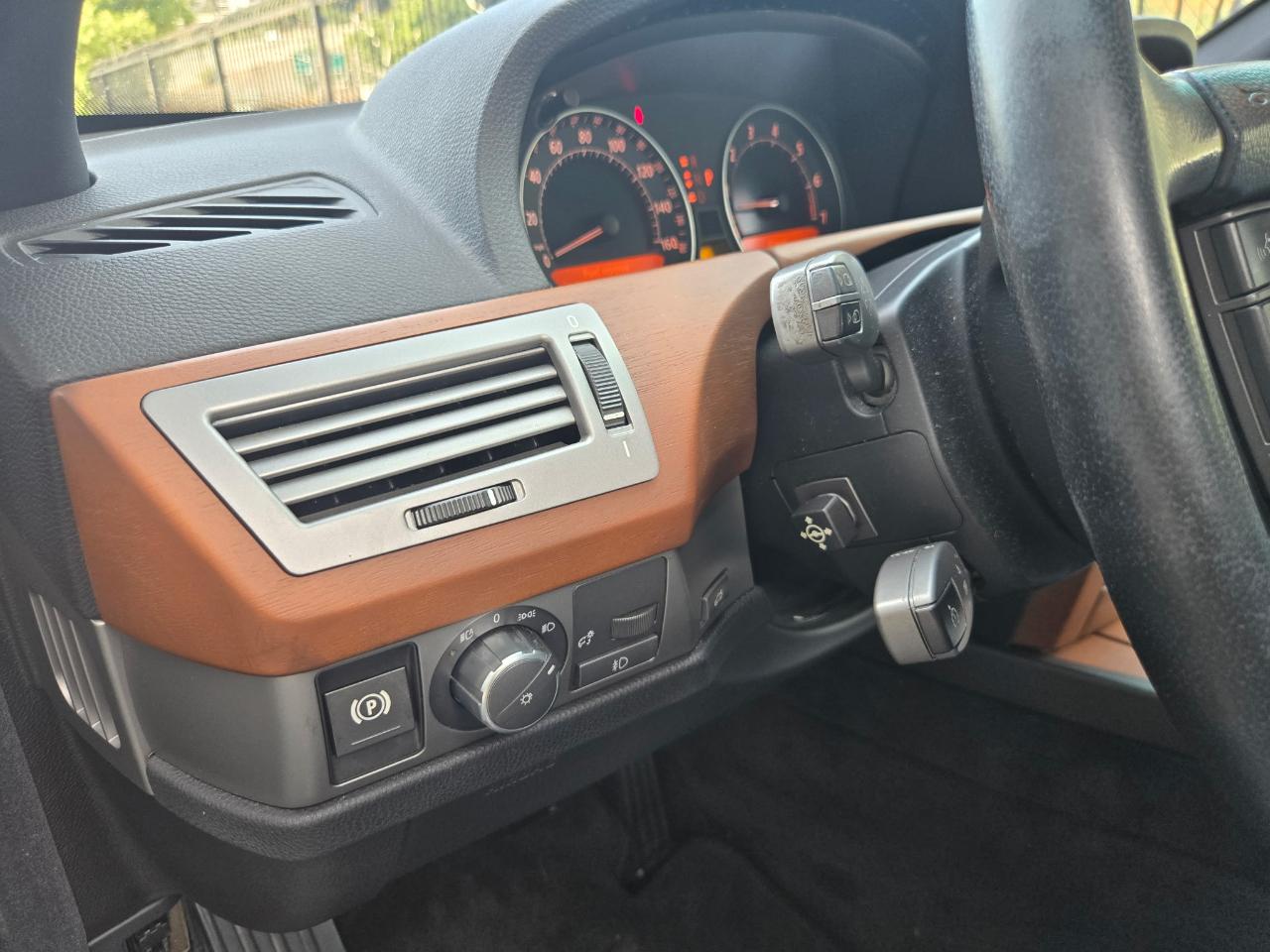 BMW 7-Series 750i 2007