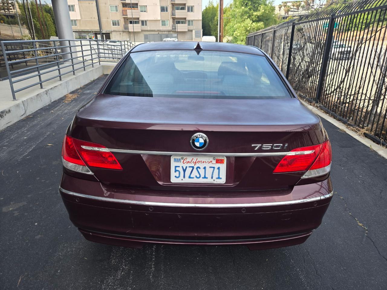 BMW 7-Series 750i 2007