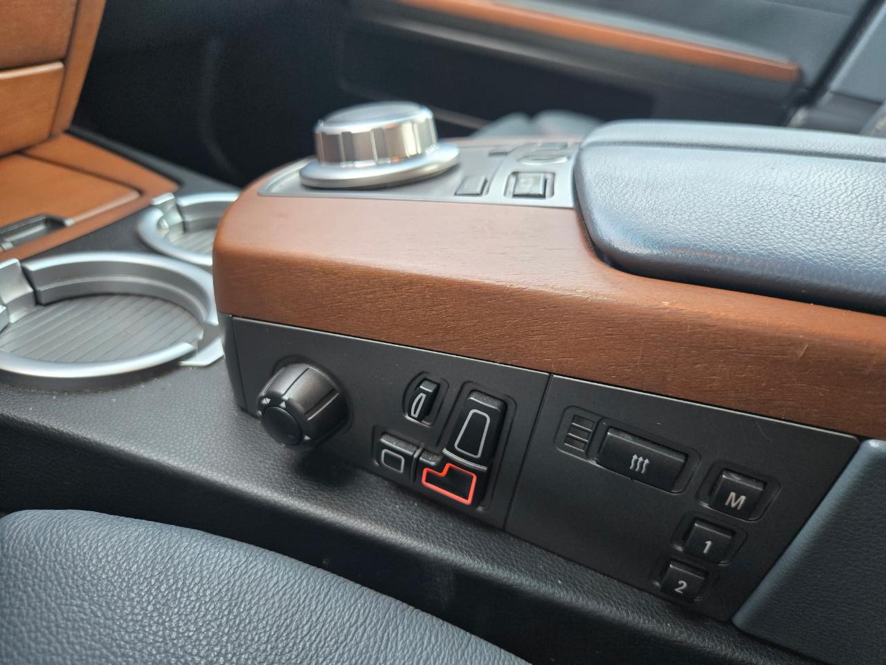 BMW 7-Series 750i 2007