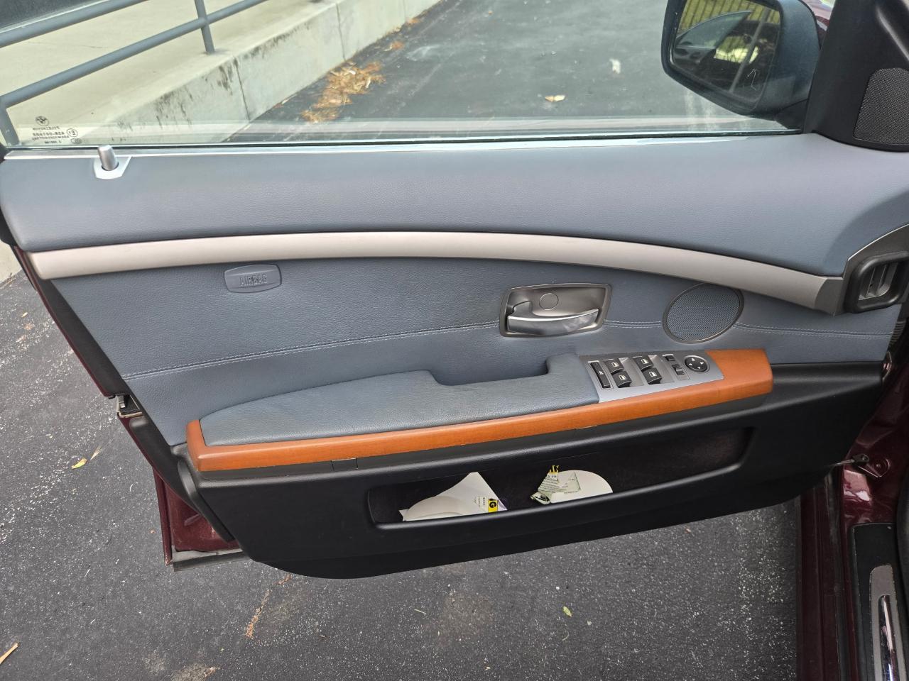 BMW 7-Series 750i 2007