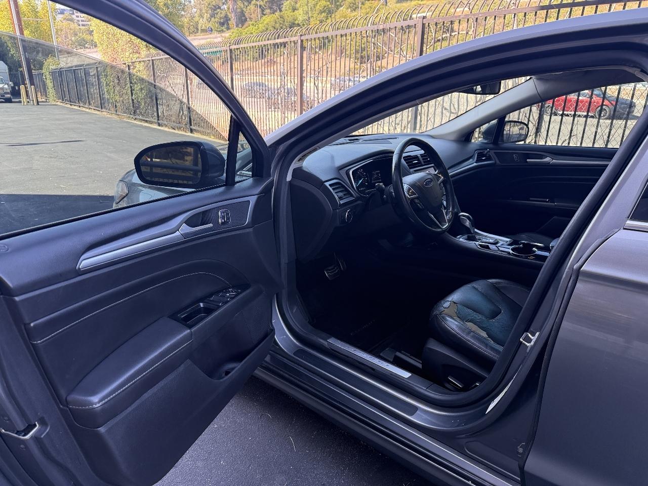 Ford Fusion Titanium 2014