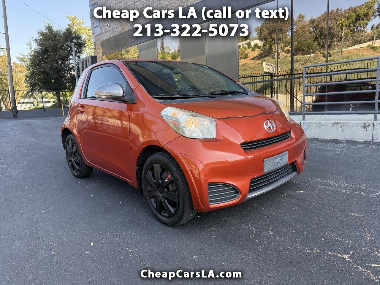 2013 Scion iQ 1.3 CVT's photo