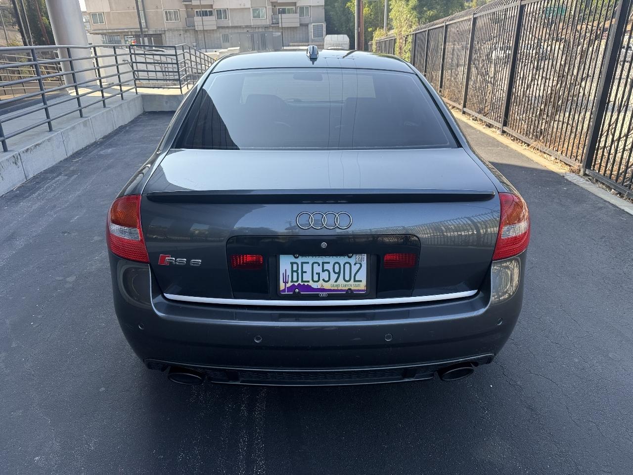 Audi RS6 Sedan 2003