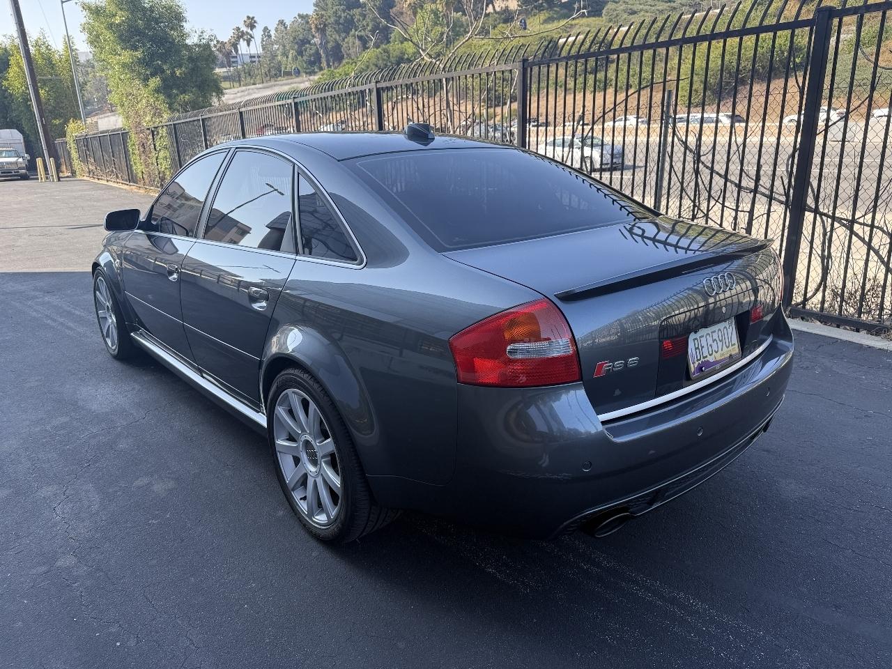 Audi RS6 Sedan 2003