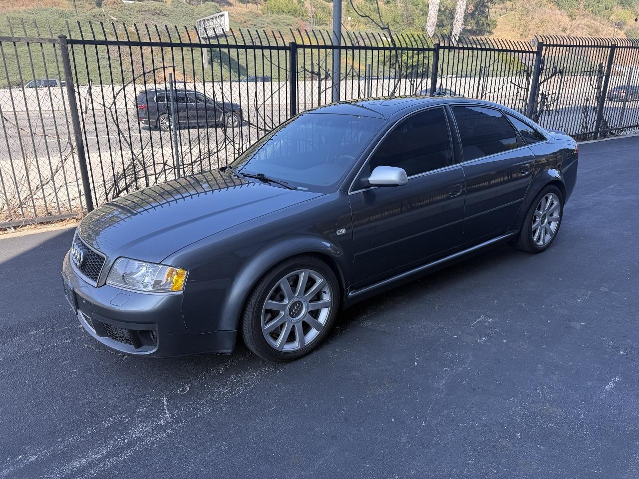 Audi RS6 Sedan 2003