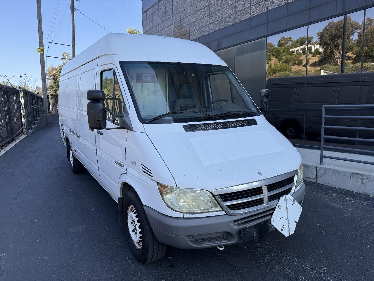 Dodge Sprinter Van 2500 Super High Ceiling 158-in. WB 2005