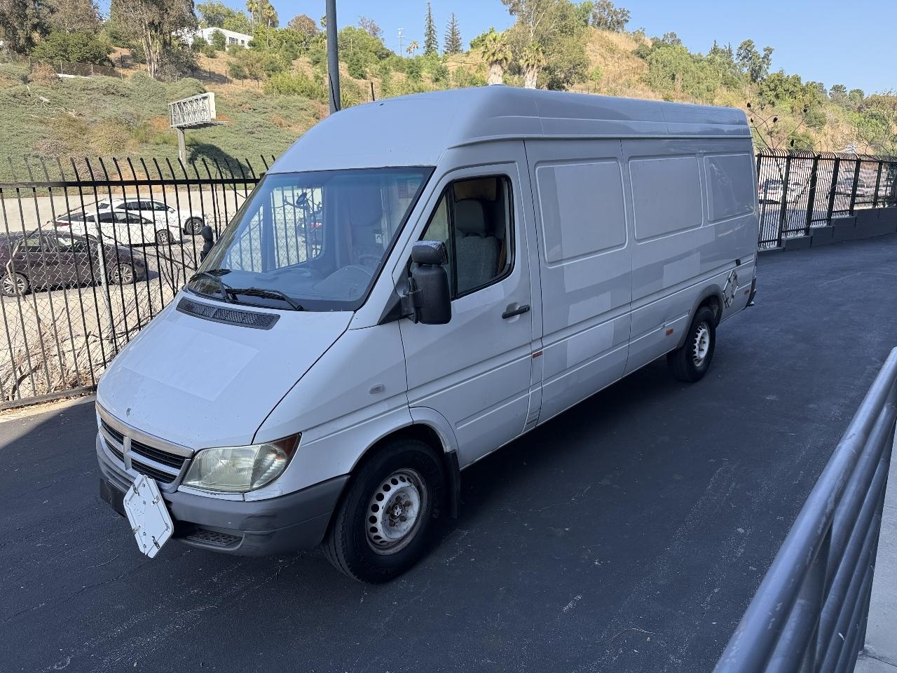 Dodge Sprinter Van 2500 Super High Ceiling 158-in. WB 2005