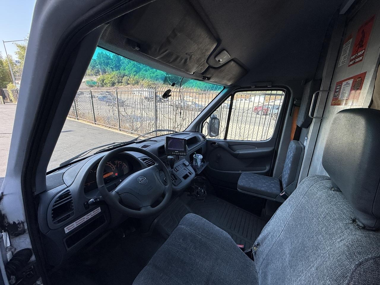 Dodge Sprinter Van 2500 Super High Ceiling 158-in. WB 2005