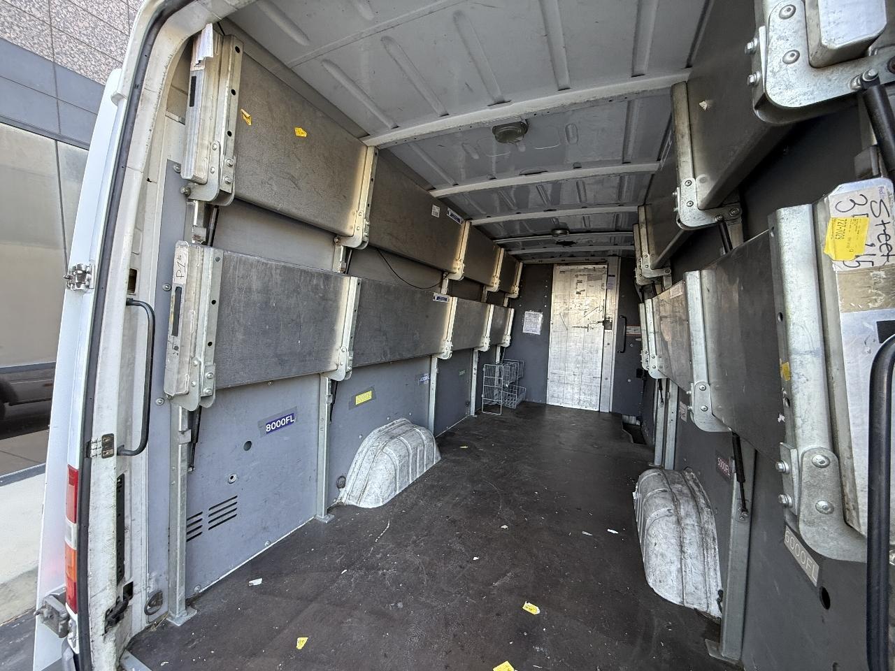 Dodge Sprinter Van 2500 Super High Ceiling 158-in. WB 2005
