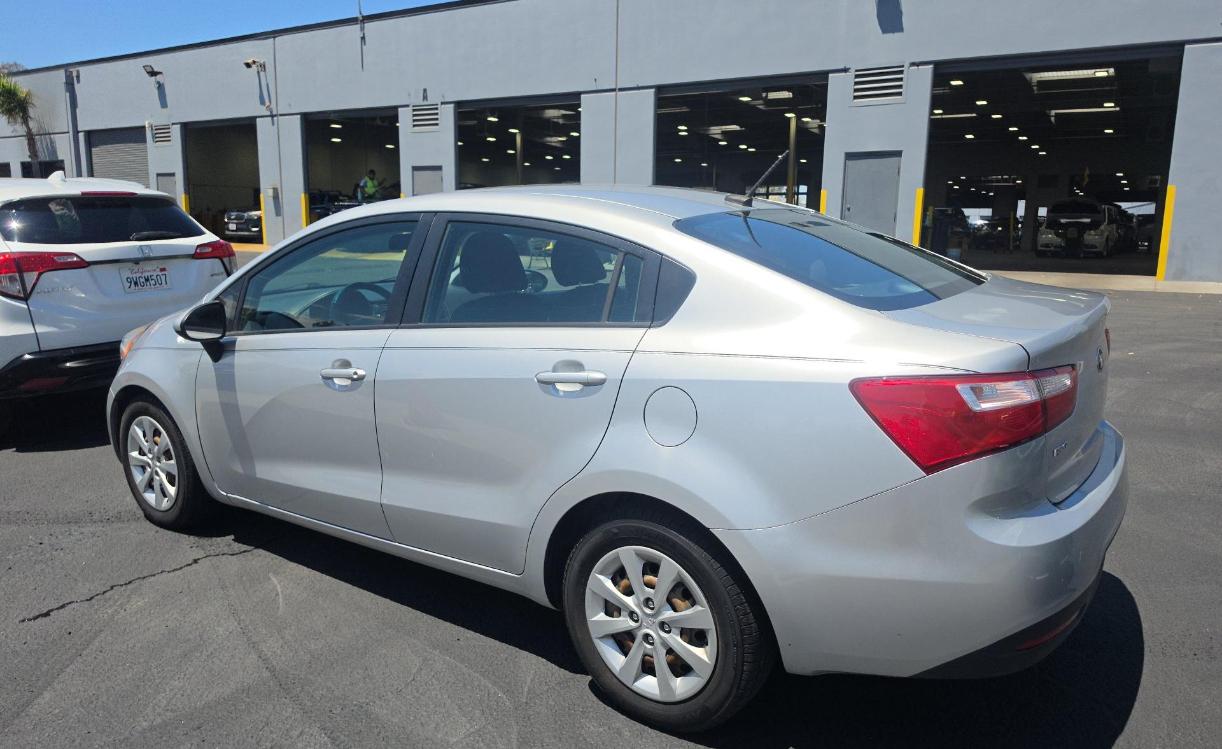 Kia Rio LX 2015