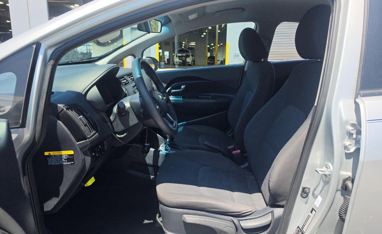 Kia Rio LX 2015